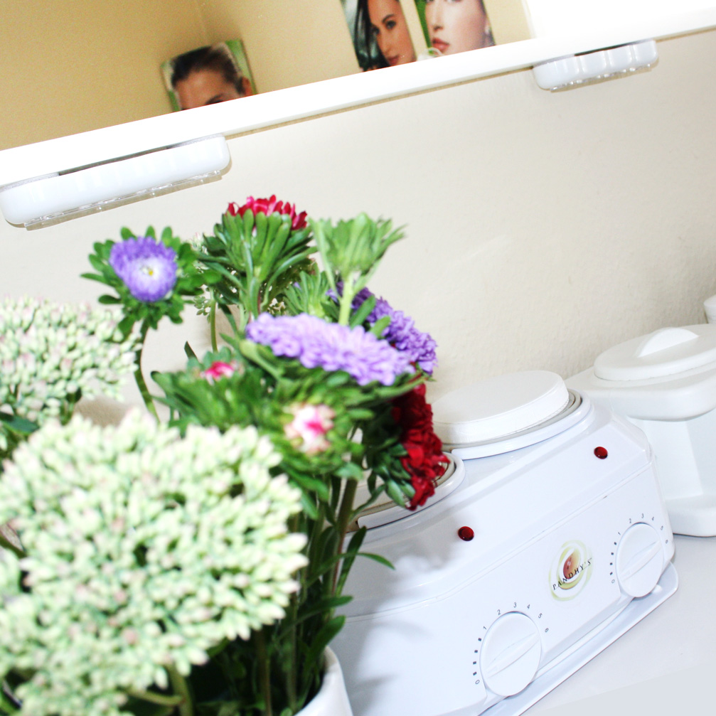 Salon Details